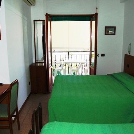 Hotel Ferrara San Benedetto del Tronto Zewnętrze zdjęcie