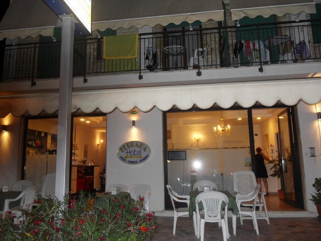 Hotel Ferrara San Benedetto del Tronto Zewnętrze zdjęcie